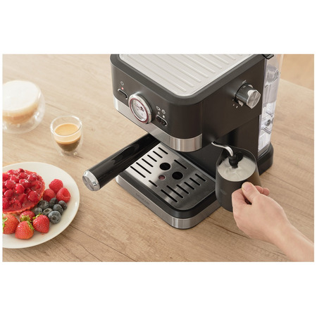 Кавоварка еспресо Sencor SES 1721BK (6931336) Изображение