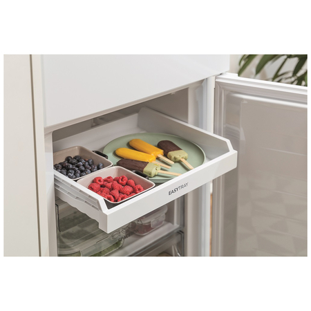 Холодильник з морозильною камерою Gorenje RK6192PW4 Зображення