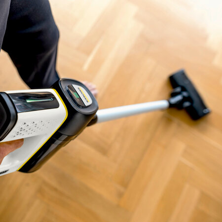 Акумуляторний пилосос Karcher VC 7 Cordless YourMax (1.198-710.0) Изображение