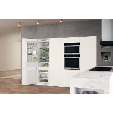 Вбудований холодильник Whirlpool WHC20 T352 Изображение