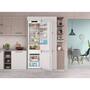Вбудований холодильник Indesit INC20T321EU Изображение