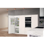 Вбудований холодильник Whirlpool WHC18T573 Изображение