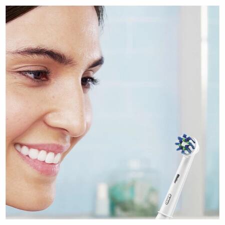Зубна електрощітка Braun Oral-B Pro1 D305.513.3 CrossAction Caribbean Blue Зображення