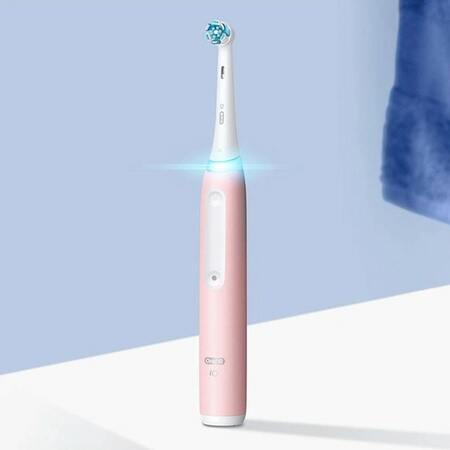 Зубна електрощітка Braun Oral-B iO Series 3 iOG3.1A6.0 Blush Pink Зображення