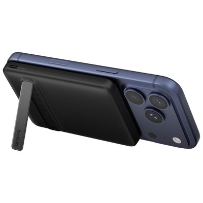 Універсальна мобільна батарея Belkin Magnetic Kickstand 5000mAh 20W Black (BPD011HQBK) Зображення
