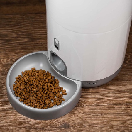 Автоматична годівниця Petoneer FDW050 Nutri Vision Mini з Wi-Fi, двосторонньою камерою та динаміком (2,6 л) — смарт годівниця для домашніх тварин Изображение