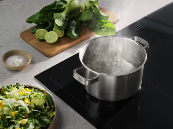 Фото 6 Electrolux_EIS62453
