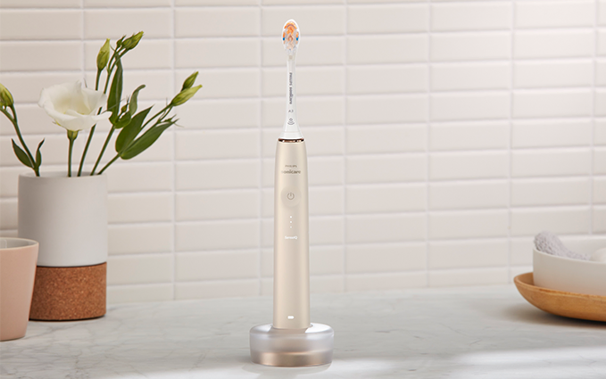 Фото 9-2 Philips Sonicare 9900 Prestige HX9992/11