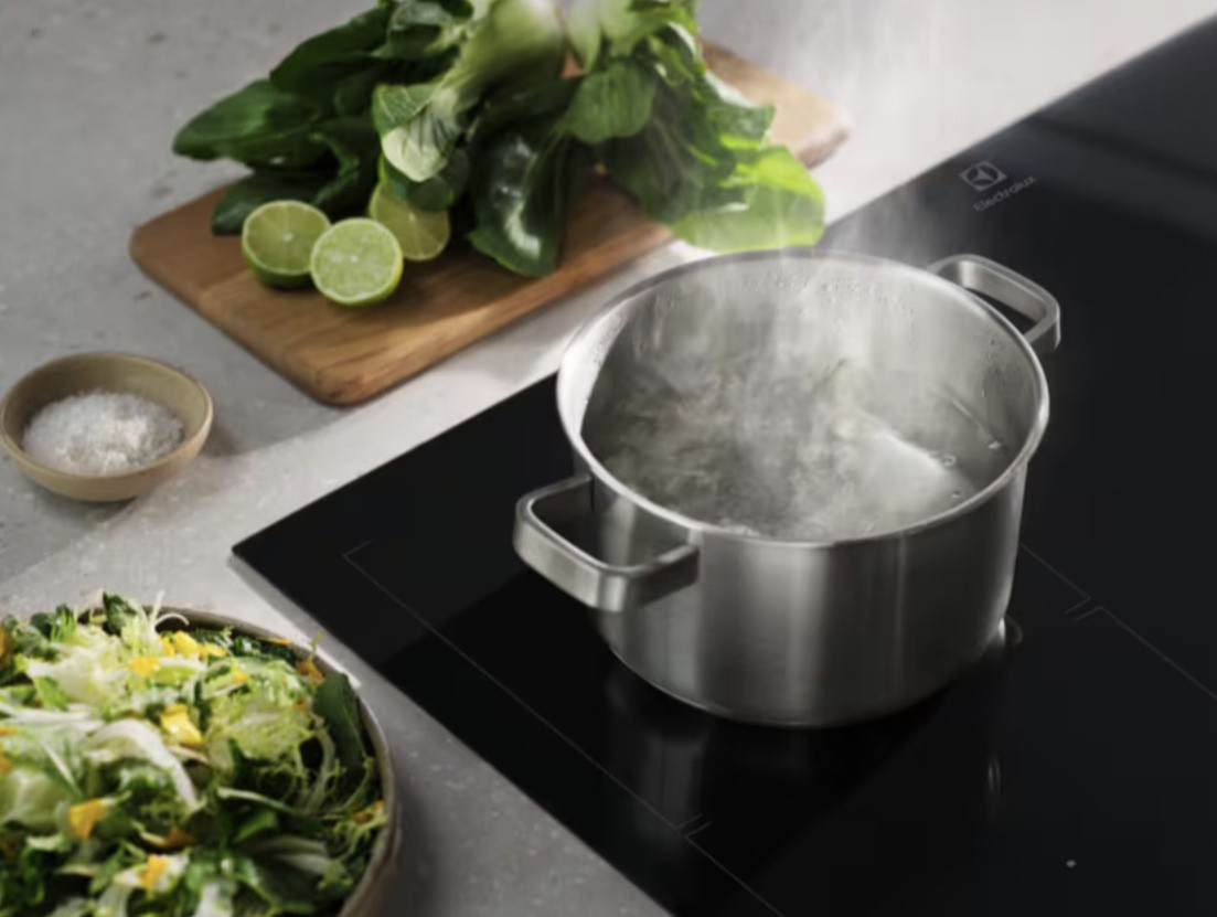 Фото 6 Electrolux EIV85453