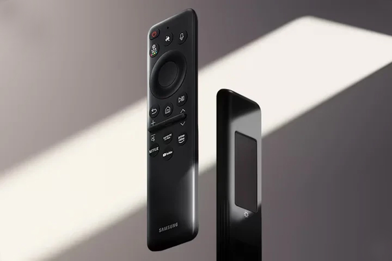 Фото Samsung QE83S90FAEXUA